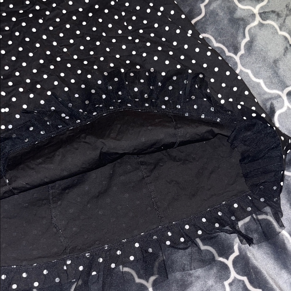 Forever 21 Black and White Spotted Midi Dress - Picture 3 of 5